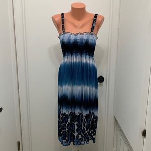 Sundress sleeveless elastic bust Sun dress